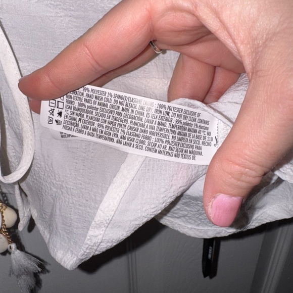 Forever 21 Tie Front Tank Top Large - Picture 3 of 4